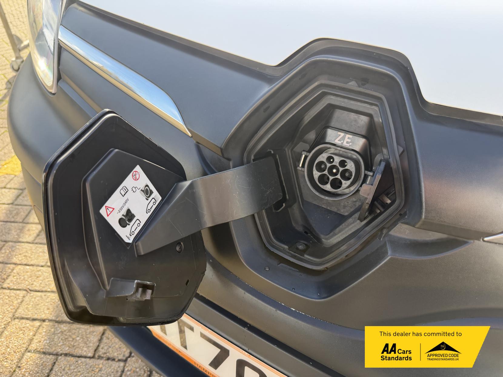 Renault Kangoo Maxi ZE LL21 33kWh Business Panel Van 4dr Electric Auto L3 H1 (i) (60 ps)