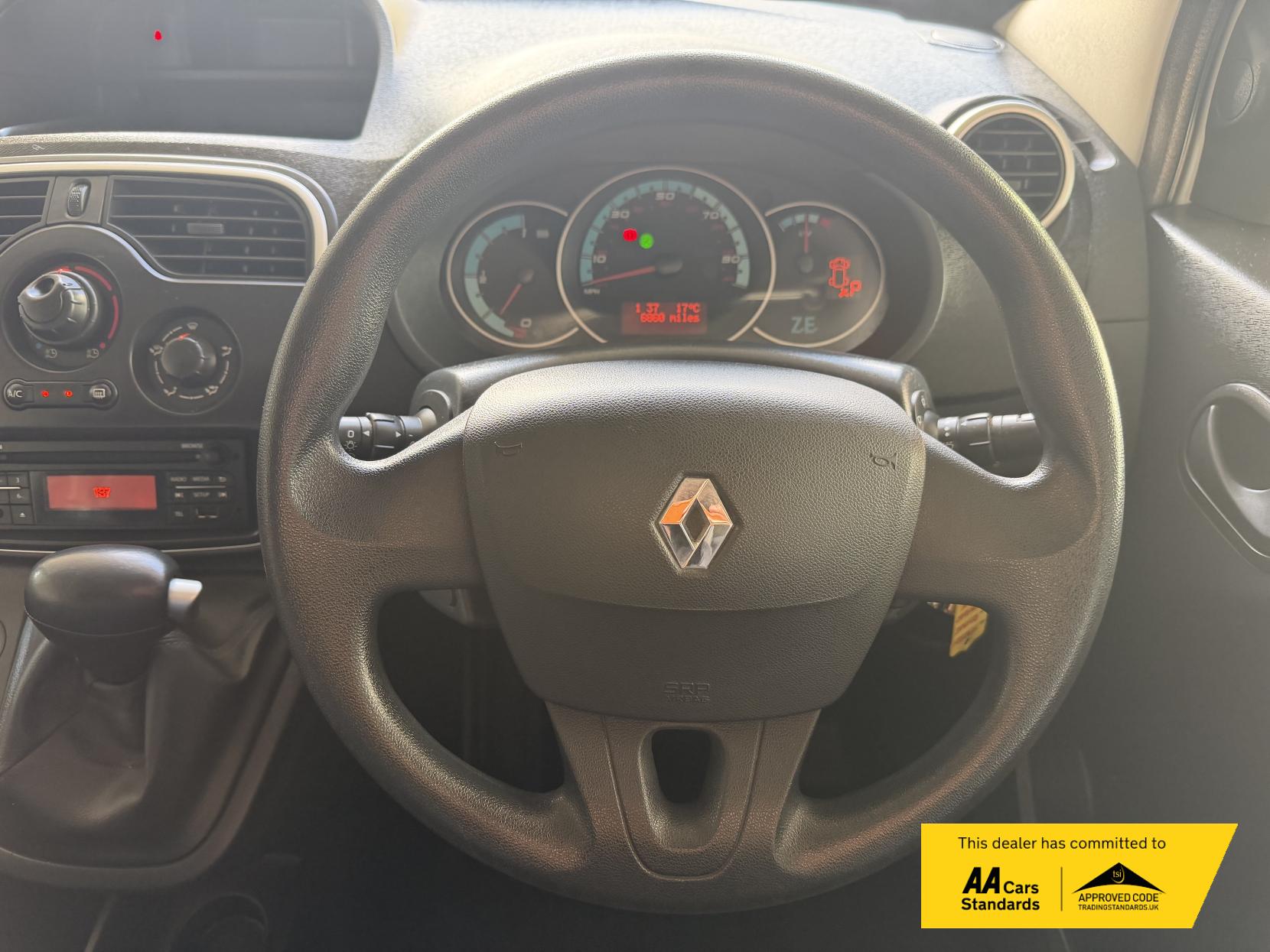 Renault Kangoo Maxi ZE LL21 33kWh Business Panel Van 4dr Electric Auto L3 H1 (i) (60 ps)