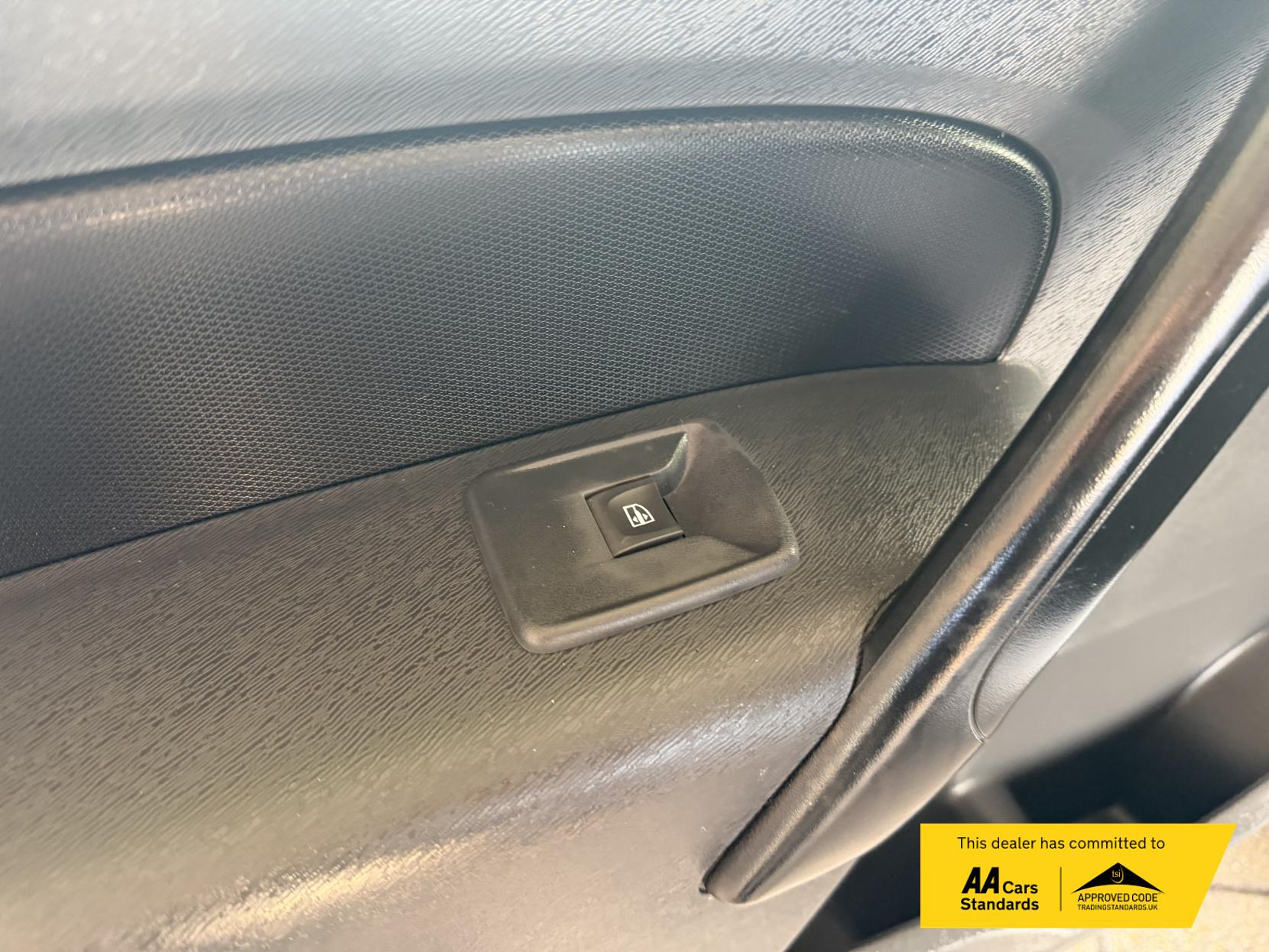 Renault Kangoo Maxi ZE LL21 33kWh Business Panel Van 4dr Electric Auto L3 H1 (i) (60 ps)