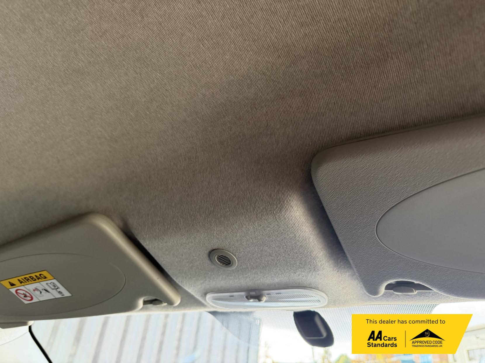 Renault Kangoo Maxi ZE LL21 33kWh Business Panel Van 4dr Electric Auto L3 H1 (i) (60 ps)