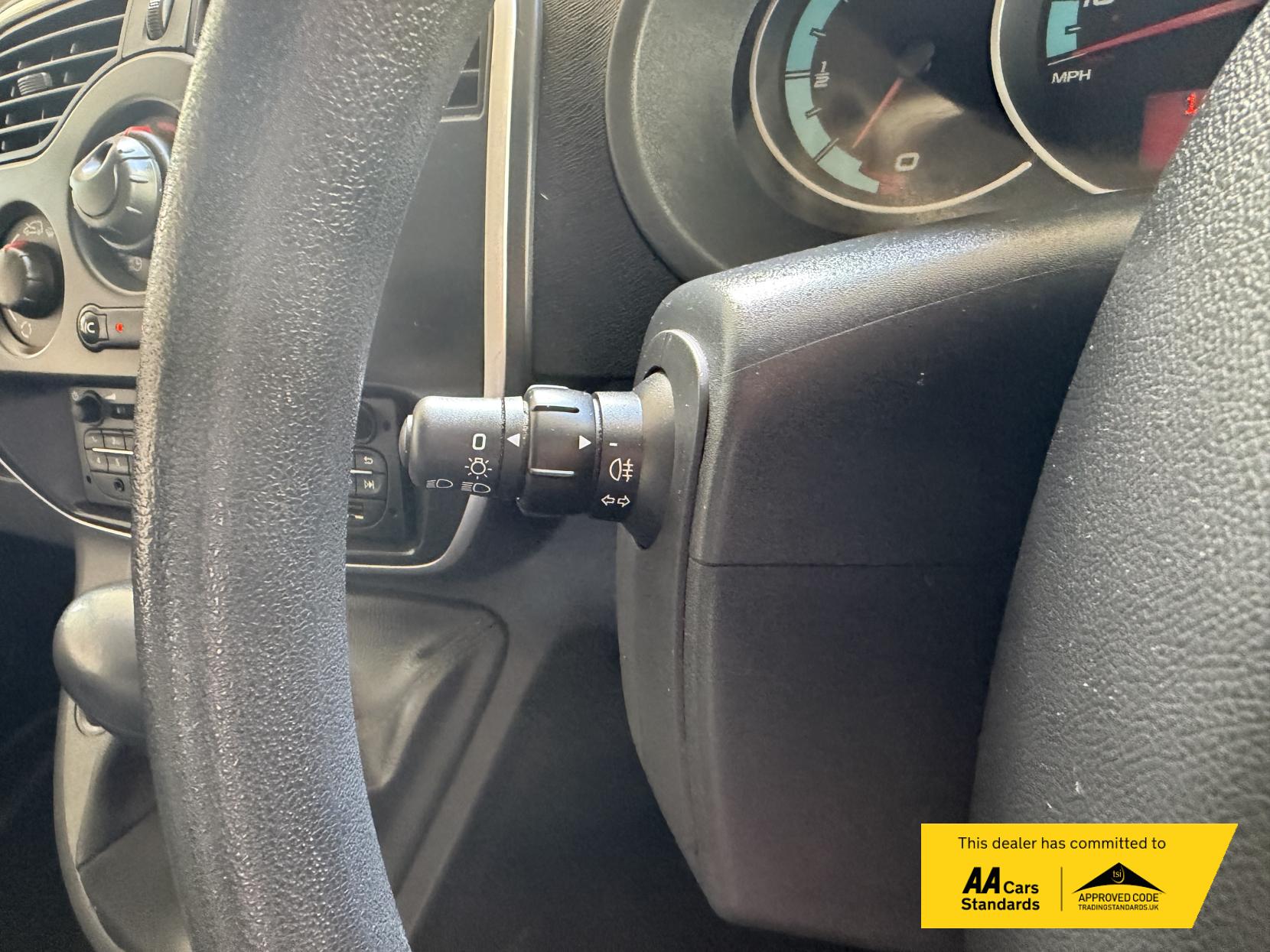 Renault Kangoo Maxi ZE LL21 33kWh Business Panel Van 4dr Electric Auto L3 H1 (i) (60 ps)