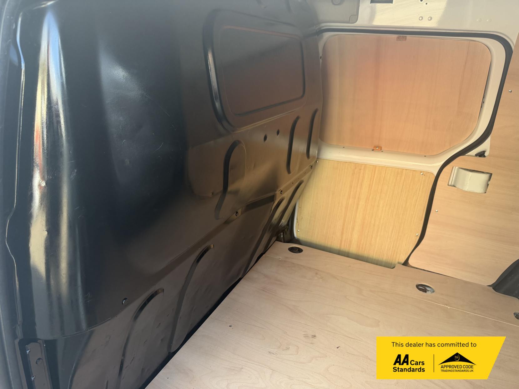 Renault Kangoo Maxi ZE LL21 33kWh Business Panel Van 4dr Electric Auto L3 H1 (i) (60 ps)