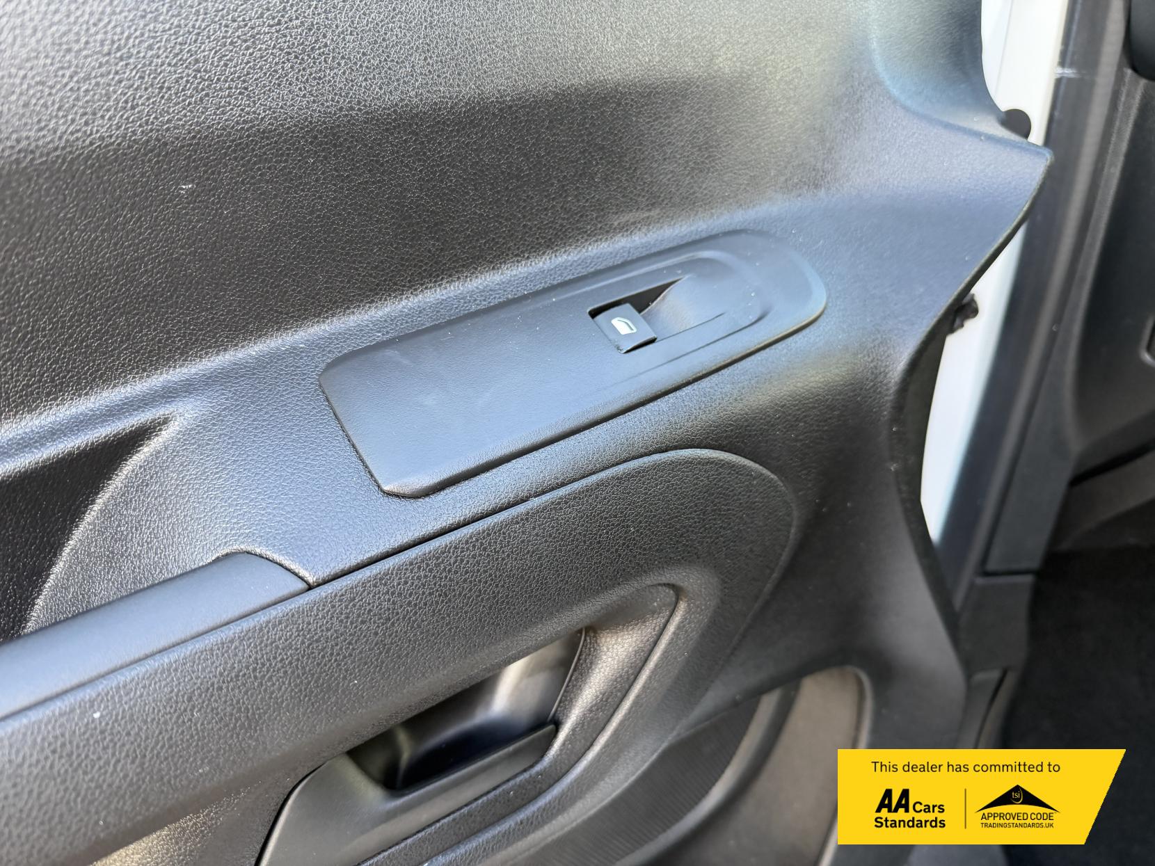 Vauxhall Combo 1.6 Turbo D 2300 Sportive Panel Van 4dr Diesel Manual L1 H1 Euro 6 (s/s) (100 ps)