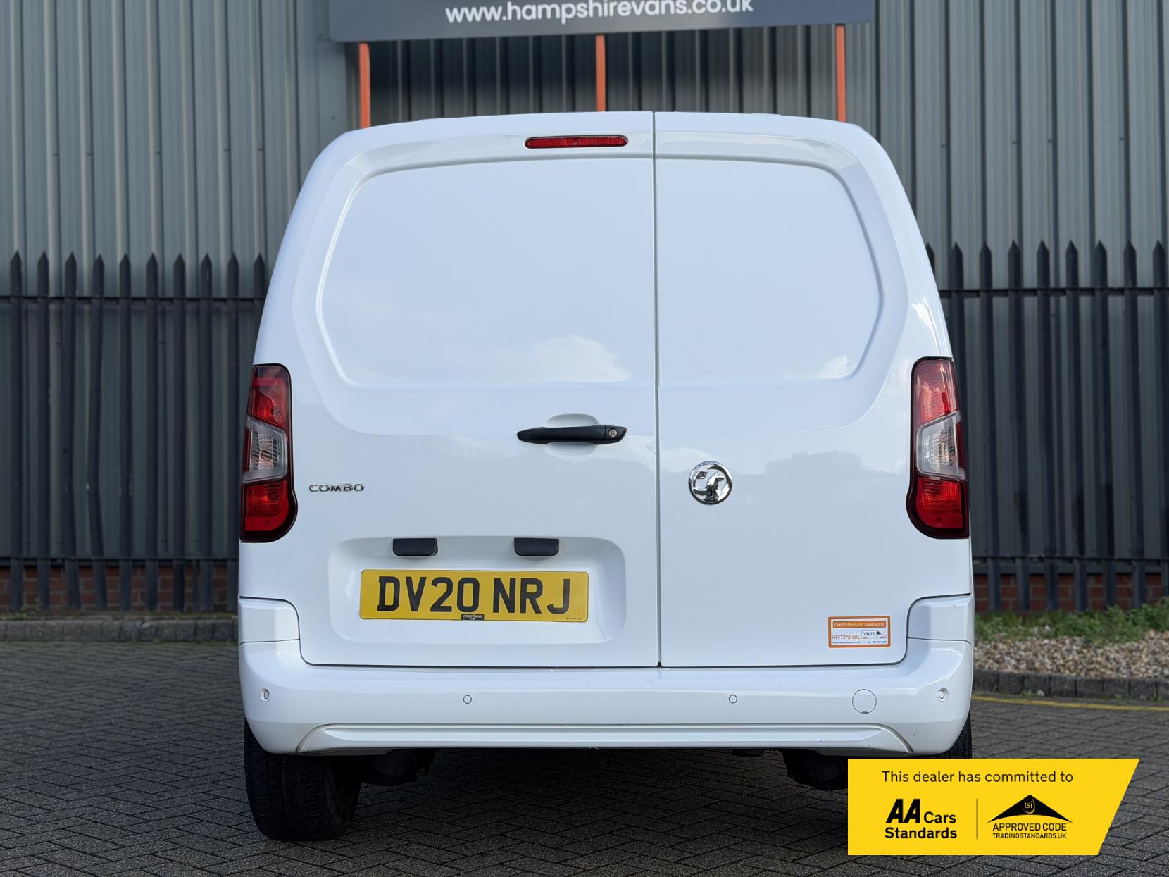 Vauxhall Combo 1.6 Turbo D 2300 Sportive Panel Van 4dr Diesel Manual L1 H1 Euro 6 (s/s) (100 ps)