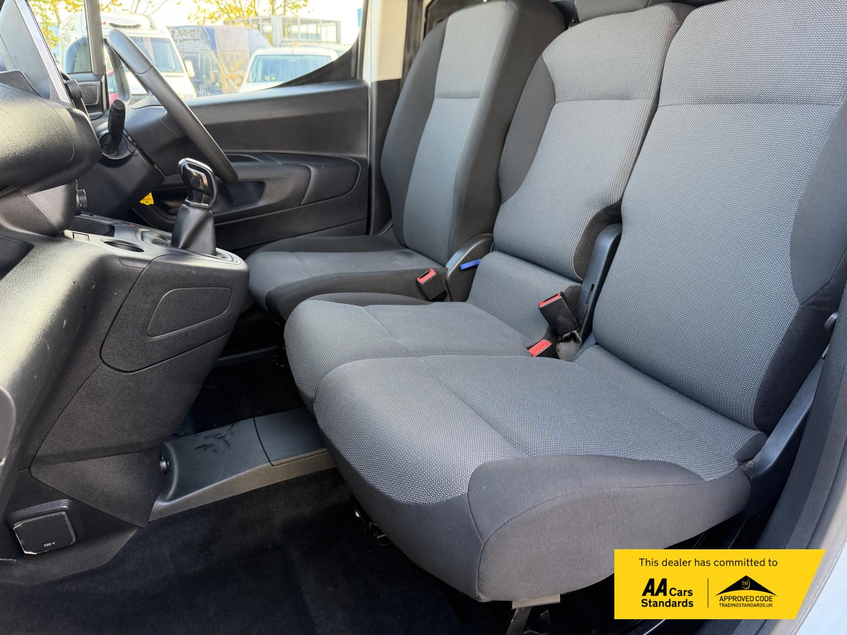 Vauxhall Combo 1.6 Turbo D 2300 Sportive Panel Van 4dr Diesel Manual L1 H1 Euro 6 (s/s) (100 ps)