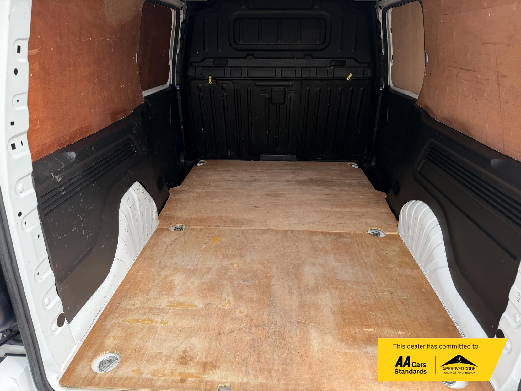 Vauxhall Combo 1.5 Turbo D 2300 Sportive Panel Van 4dr Diesel Manual L2 H1 Euro 6 (100 ps)