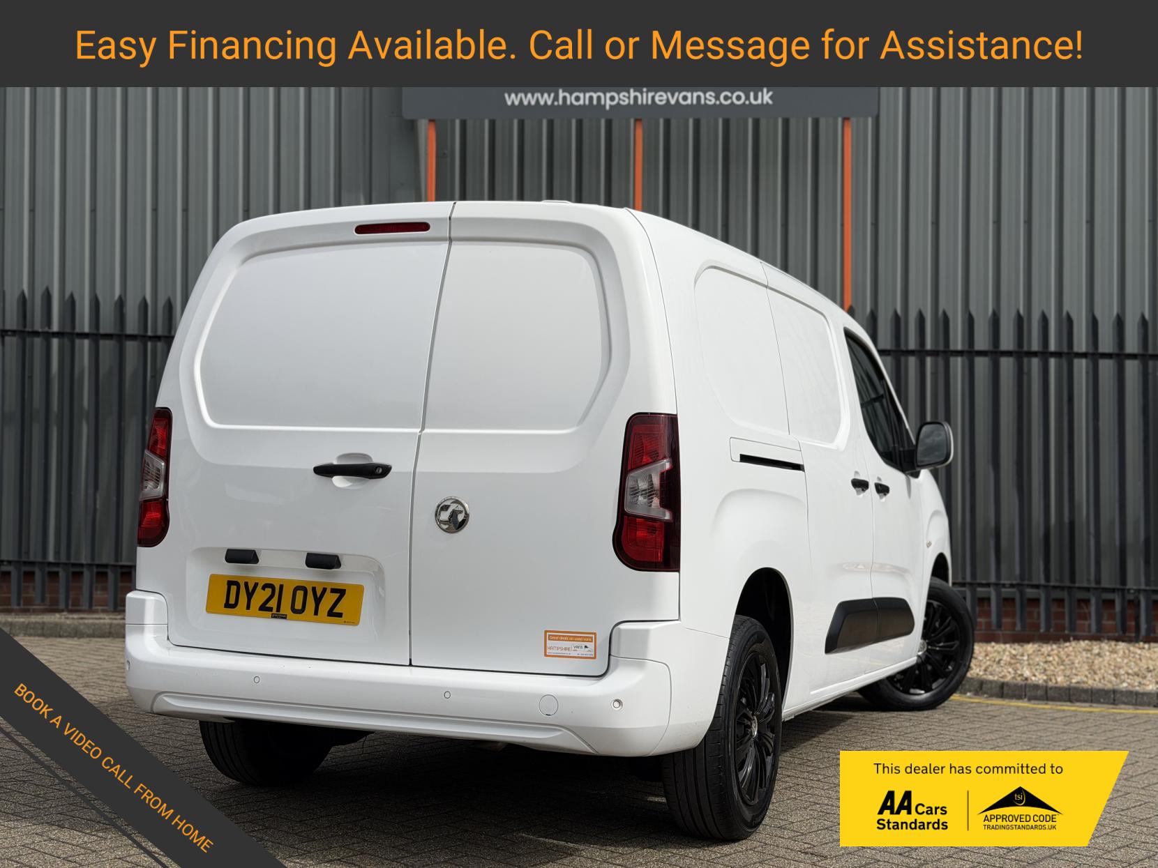 Vauxhall Combo 1.5 Turbo D 2300 Sportive Panel Van 4dr Diesel Manual L2 H1 Euro 6 (100 ps)