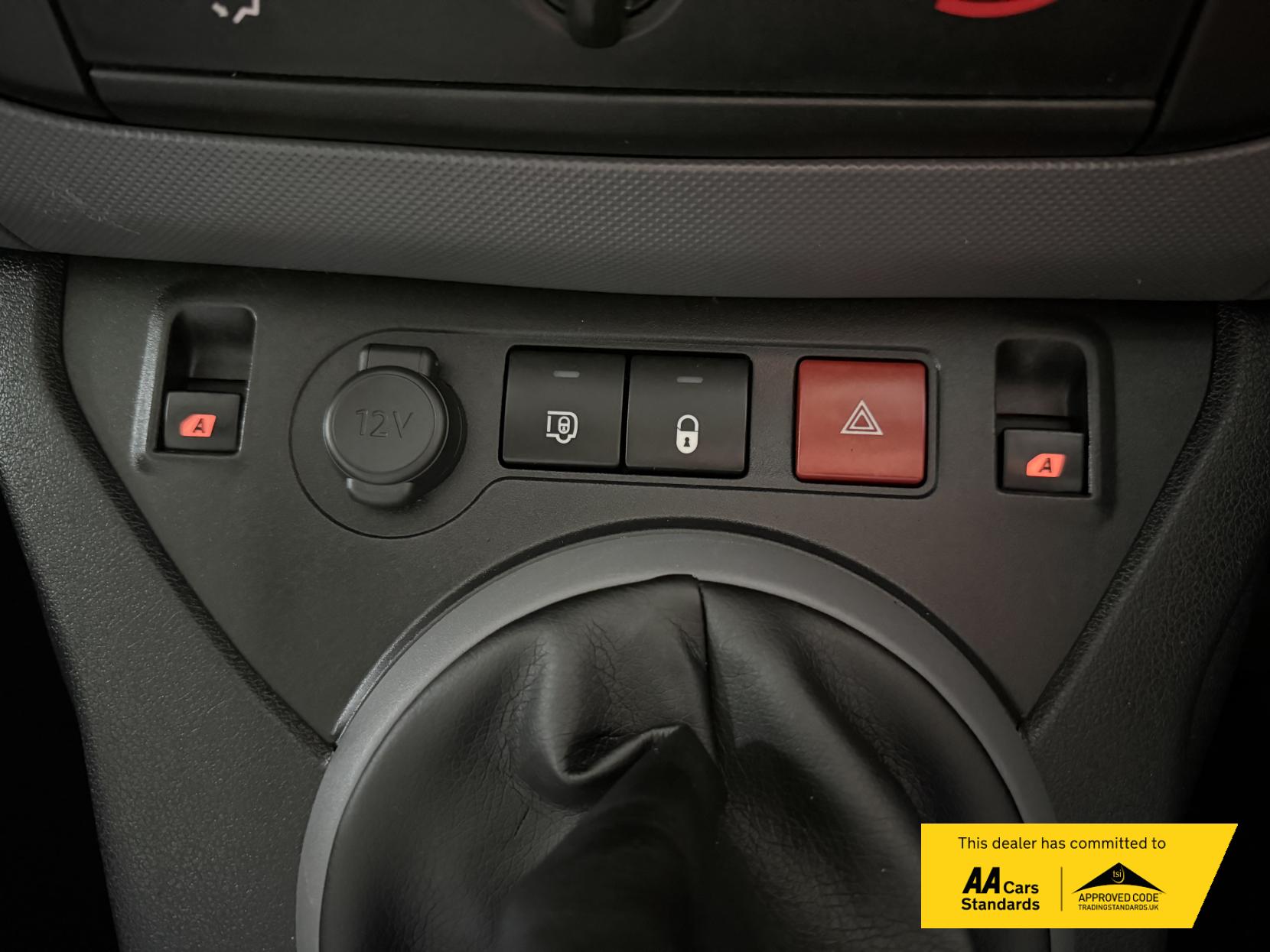 Citroen Berlingo 1.6 BlueHDi 750 LX Panel Van 6dr Diesel Manual L2 (s/s) (111 g/km, 100 bhp)