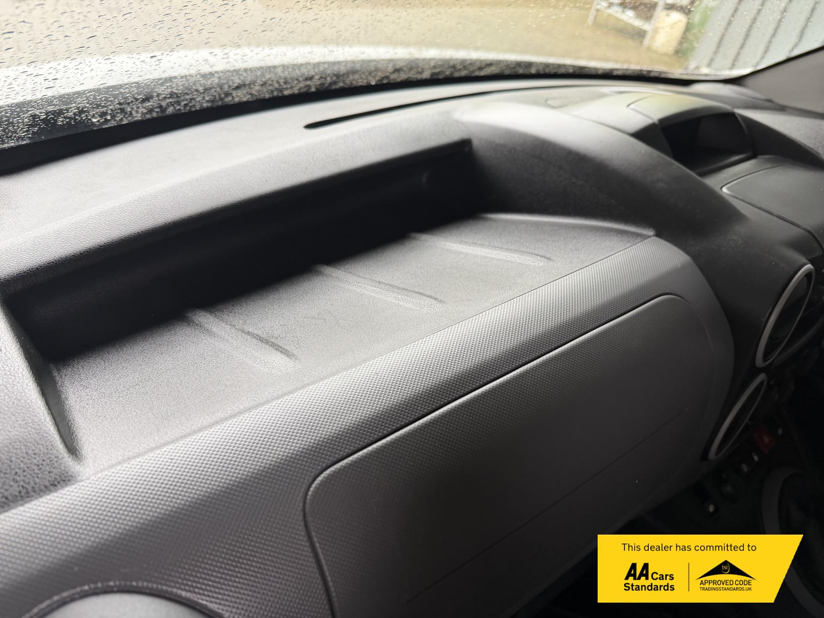 Citroen Berlingo 1.6 BlueHDi 750 LX Panel Van 6dr Diesel Manual L2 (s/s) (111 g/km, 100 bhp)