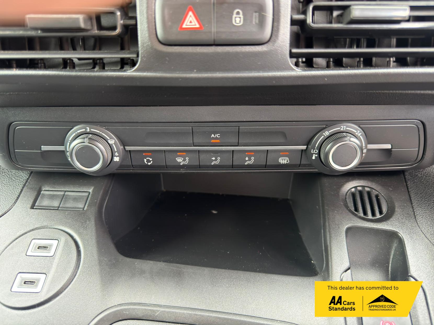 2024 Peugeot Partner 1.5 BlueHDi 950 Professional Long Panel Van 6dr Diesel Manual LWB Euro 6 (s/s) (100 ps) - Thumbnail 18