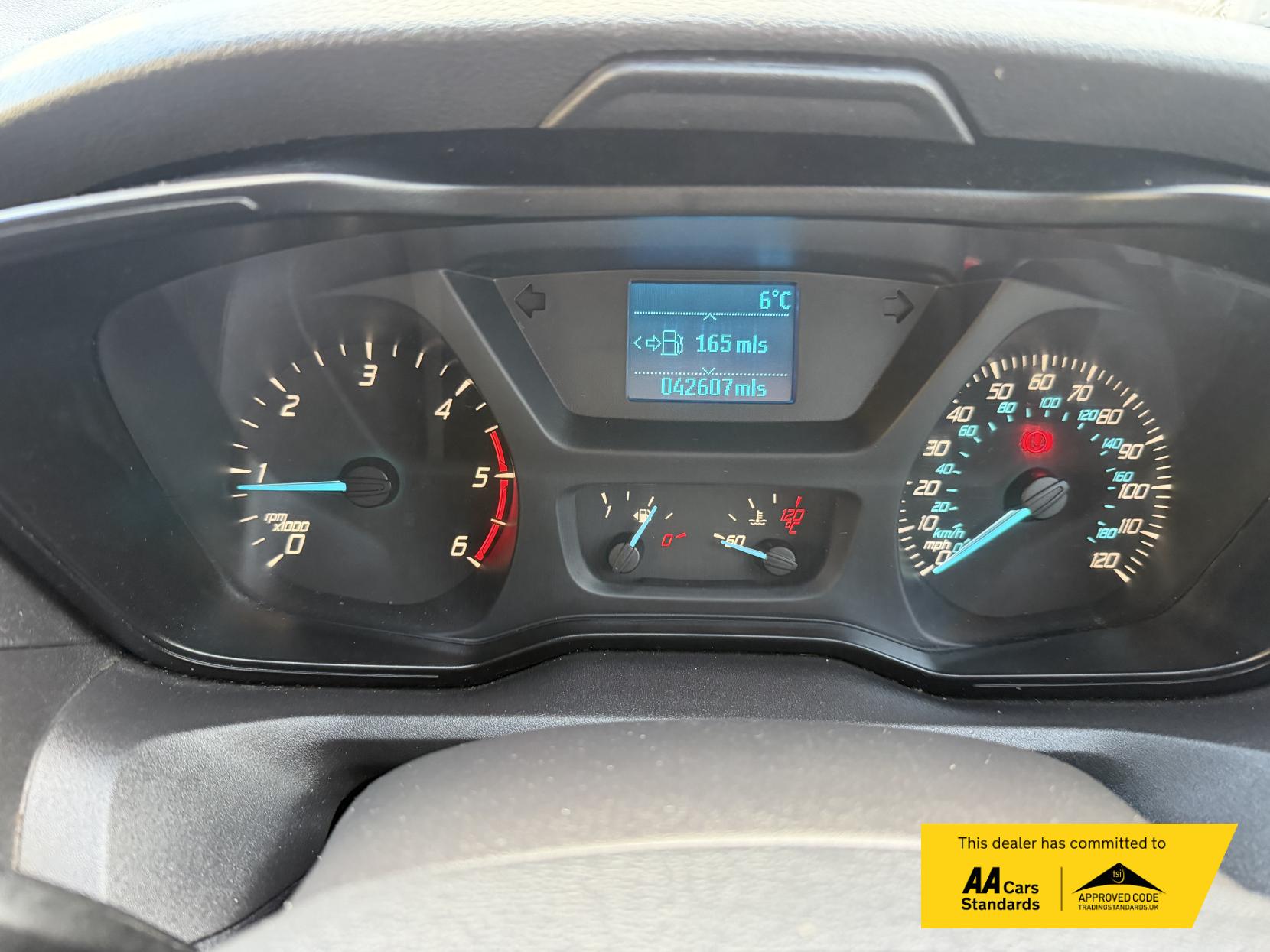 Ford Transit 2.0 350 EcoBlue 1-Way Double Tipper Double Cab 4dr Diesel Manual RWD L3 Euro 6 (1-Way, 1-Stop) (105 ps)