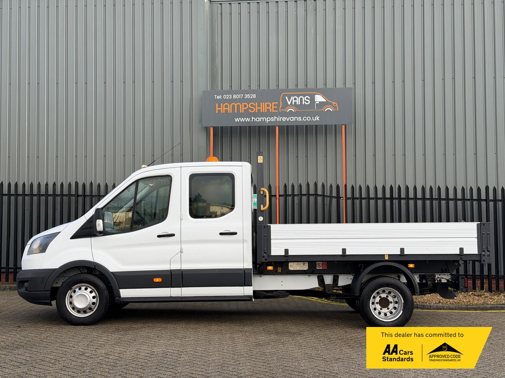 Ford Transit 2.0 350 EcoBlue 1-Way Double Tipper Double Cab 4dr Diesel Manual RWD L3 Euro 6 (1-Way, 1-Stop) (105 ps)