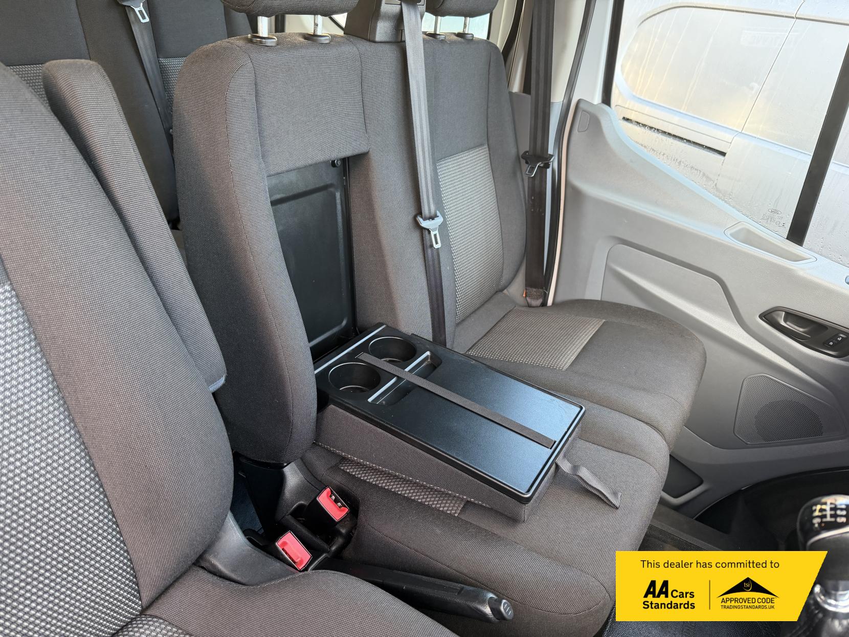 Ford Transit 2.0 350 EcoBlue 1-Way Double Tipper Double Cab 4dr Diesel Manual RWD L3 Euro 6 (1-Way, 1-Stop) (105 ps)