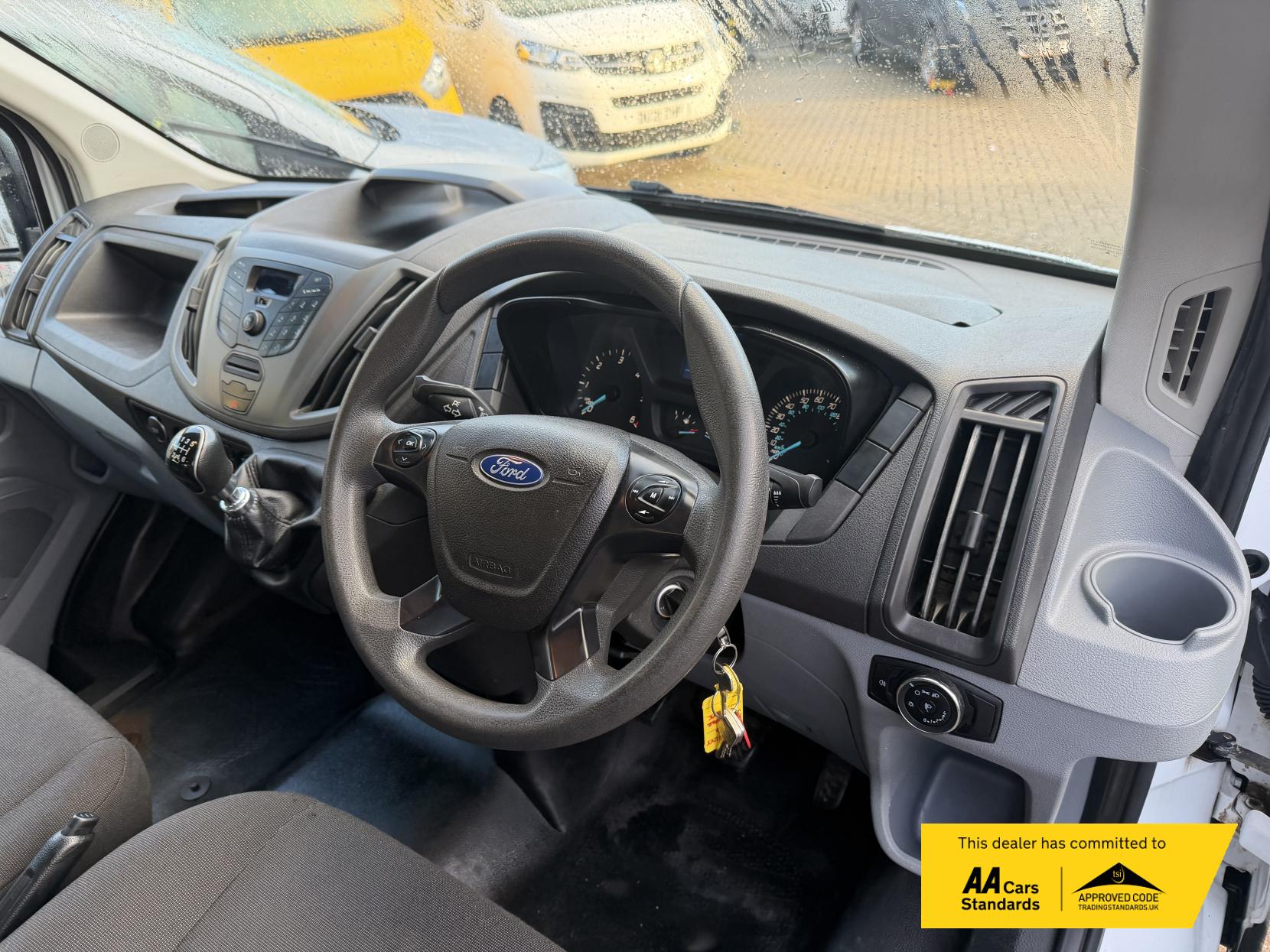 Ford Transit 2.0 350 EcoBlue 1-Way Double Tipper Double Cab 4dr Diesel Manual RWD L3 Euro 6 (1-Way, 1-Stop) (105 ps)