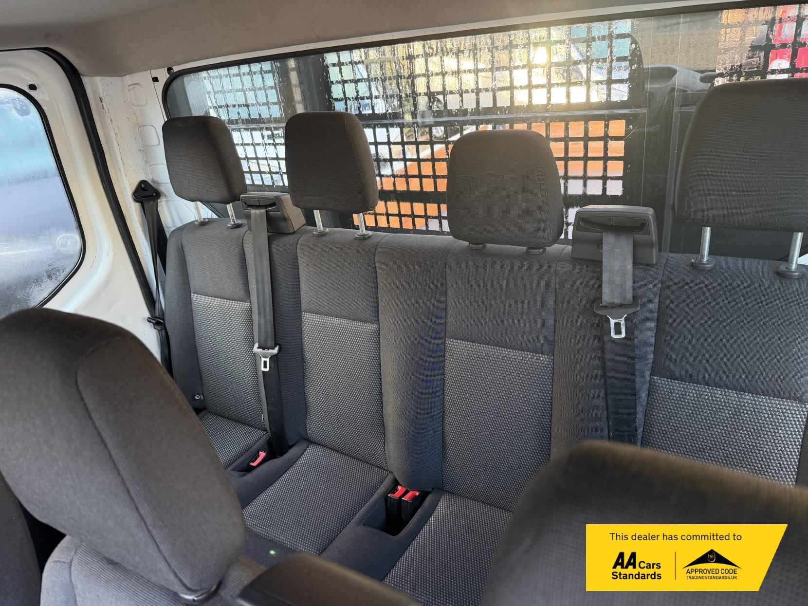 Ford Transit 2.0 350 EcoBlue 1-Way Double Tipper Double Cab 4dr Diesel Manual RWD L3 Euro 6 (1-Way, 1-Stop) (105 ps)