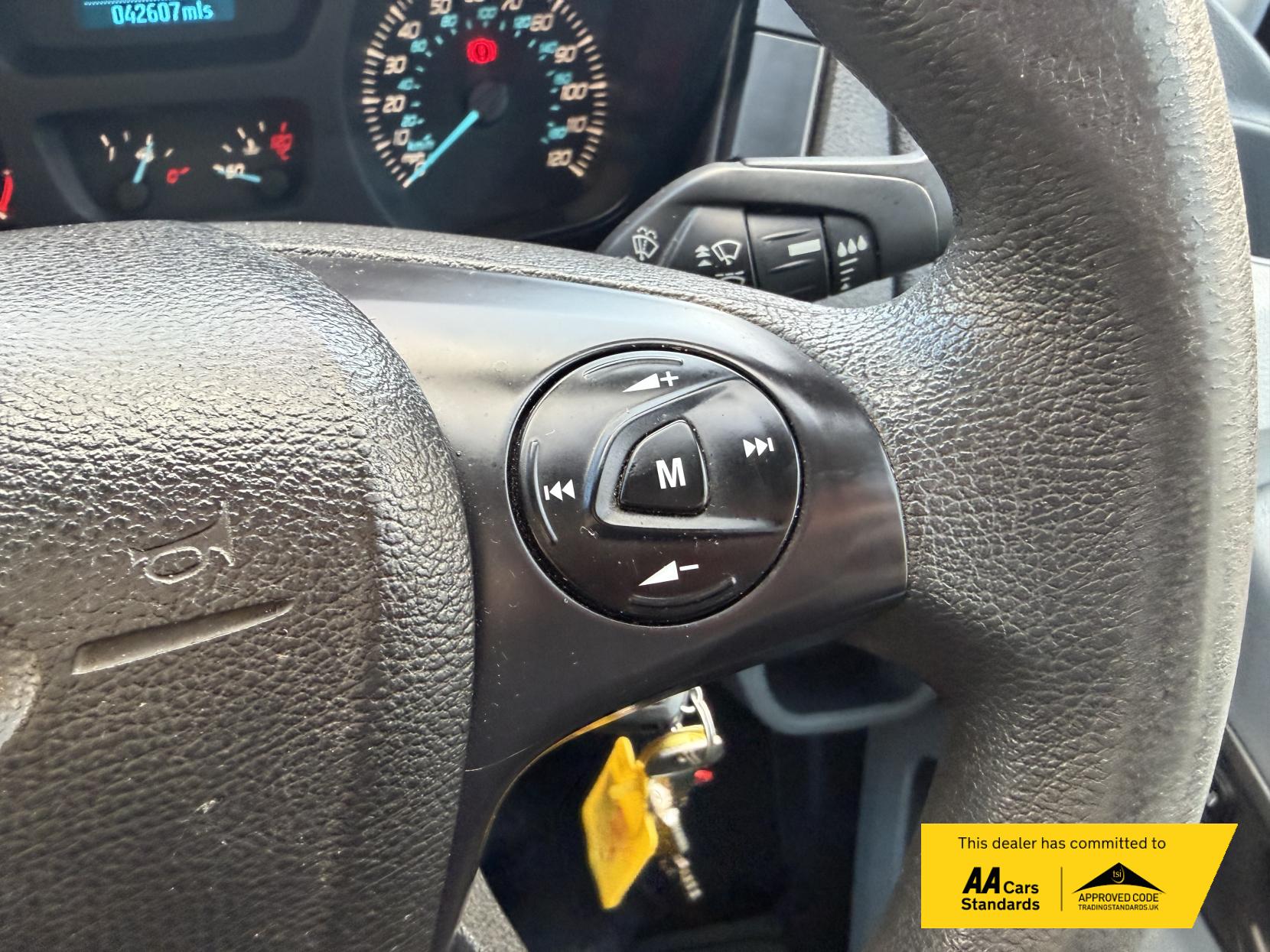 Ford Transit 2.0 350 EcoBlue 1-Way Double Tipper Double Cab 4dr Diesel Manual RWD L3 Euro 6 (1-Way, 1-Stop) (105 ps)