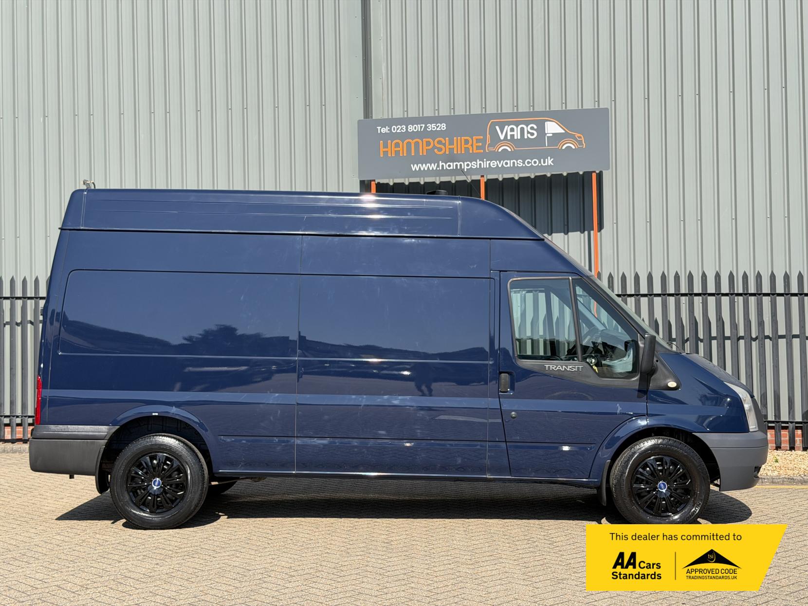 2013 Ford Transit 2.2 TDCi 350 Panel Van 3dr Diesel Manual FWD L2 H3 (209 g/km, 123 bhp) - Thumbnail 5