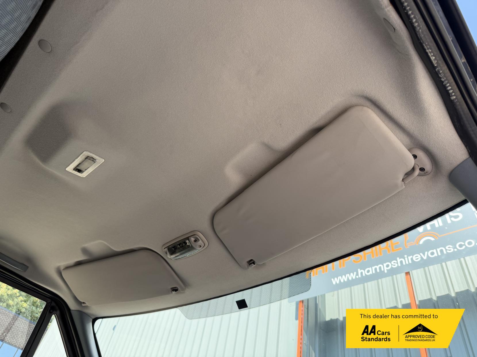 2013 Ford Transit 2.2 TDCi 350 Panel Van 3dr Diesel Manual FWD L2 H3 (209 g/km, 123 bhp) - Thumbnail 24