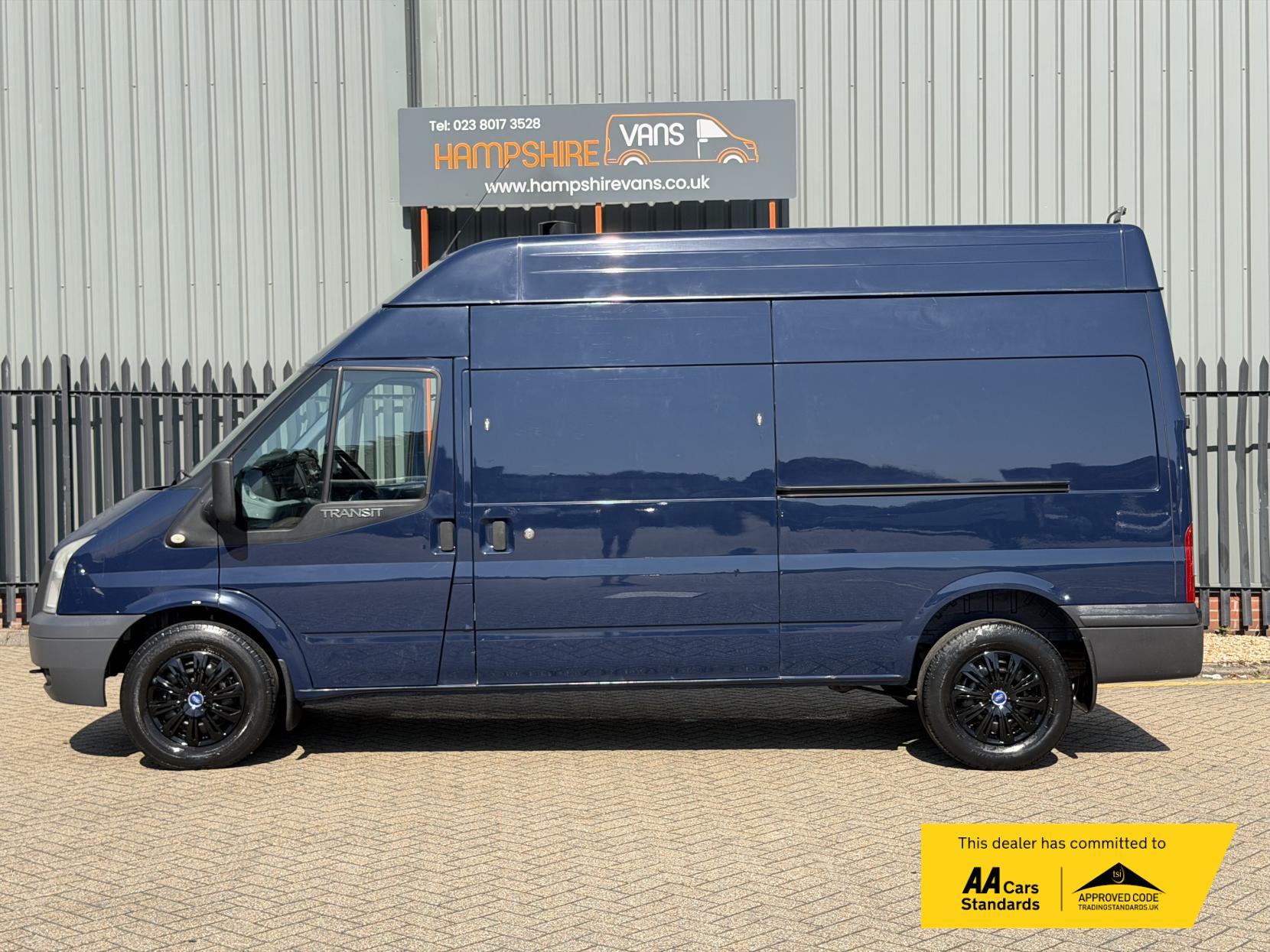 2013 Ford Transit 2.2 TDCi 350 Panel Van 3dr Diesel Manual FWD L2 H3 (209 g/km, 123 bhp) - Thumbnail 6