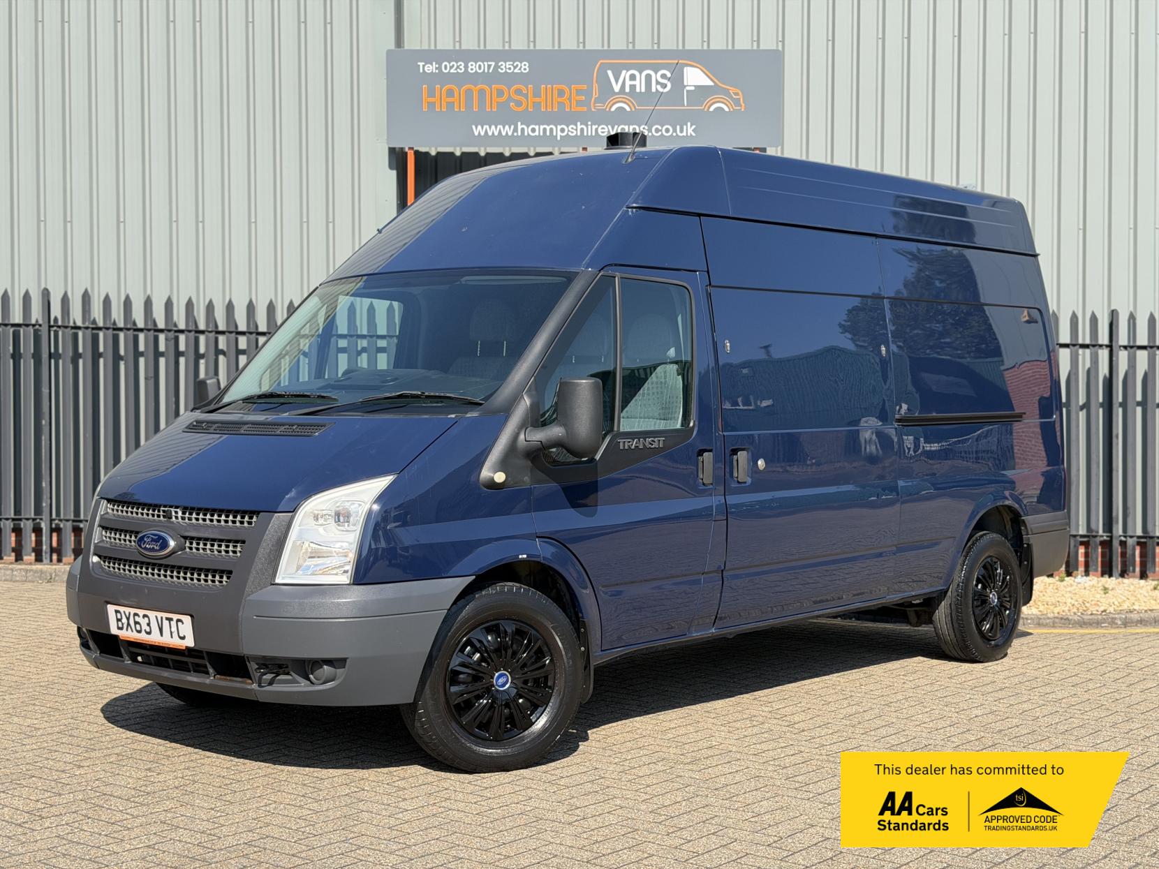 2013 Ford Transit 2.2 TDCi 350 Panel Van 3dr Diesel Manual FWD L2 H3 (209 g/km, 123 bhp) - Thumbnail 2