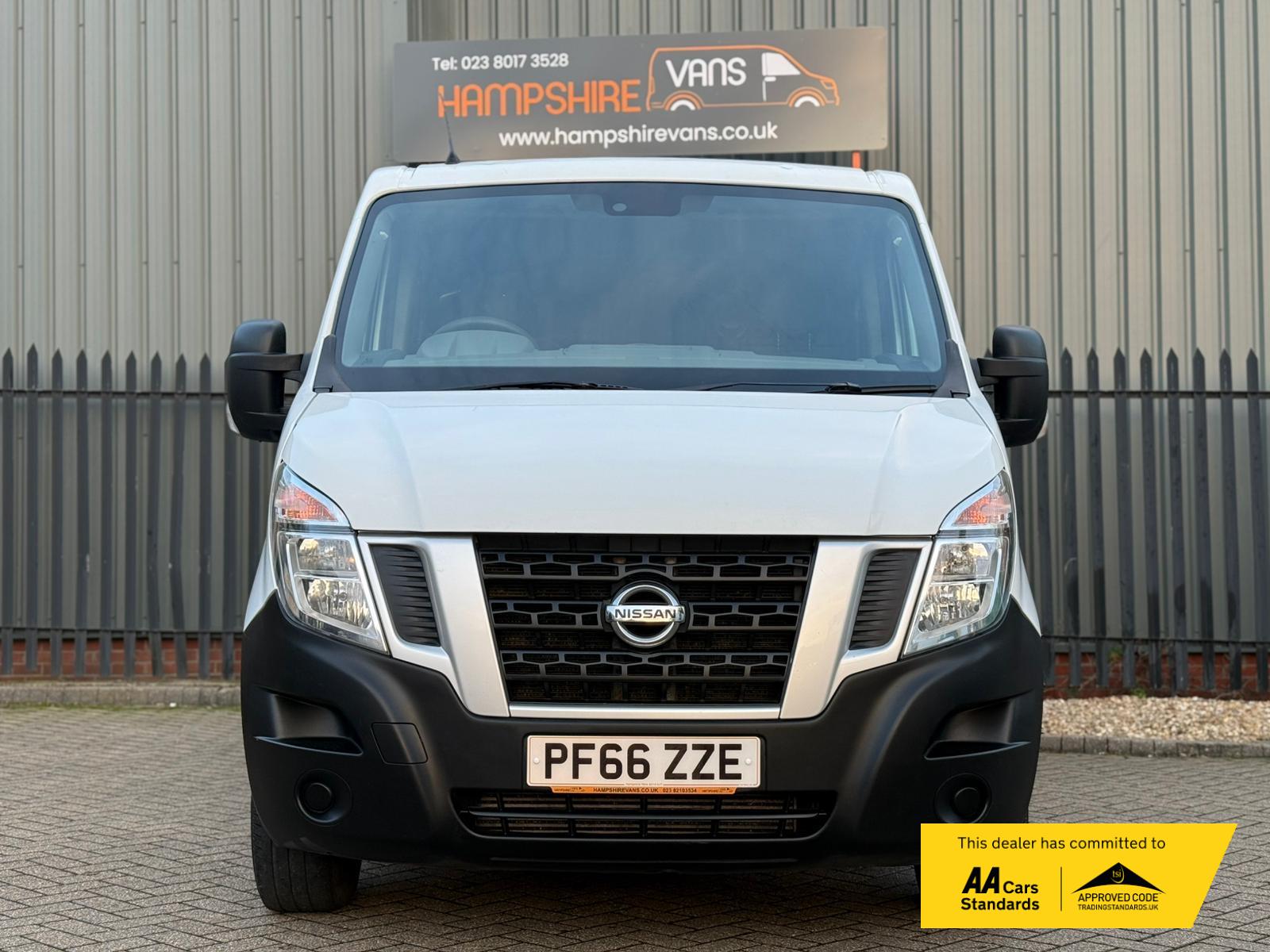 Nissan NV400 2.3 dCi 33 SE Panel Van 5dr Diesel Manual FWD L1 H1 Euro 6 (110 ps)