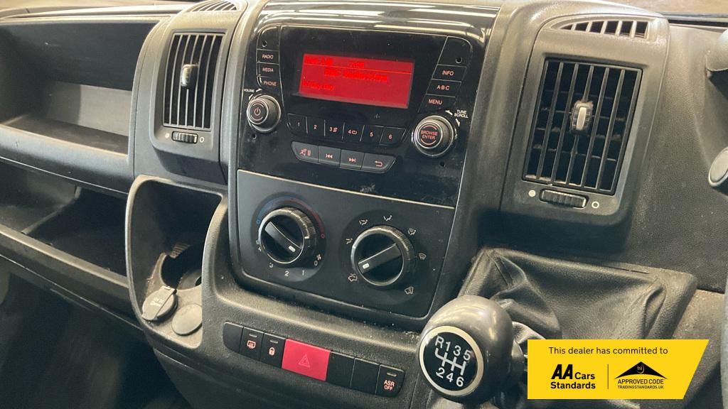 Peugeot Boxer 2.0 BlueHDi 335 Panel Van 5dr Diesel Manual L2 H2 Euro 6 (130 ps)