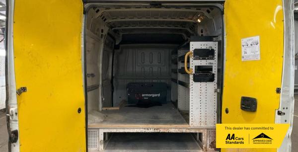 Peugeot Boxer 2.0 BlueHDi 335 Panel Van 5dr Diesel Manual L2 H2 Euro 6 (130 ps)