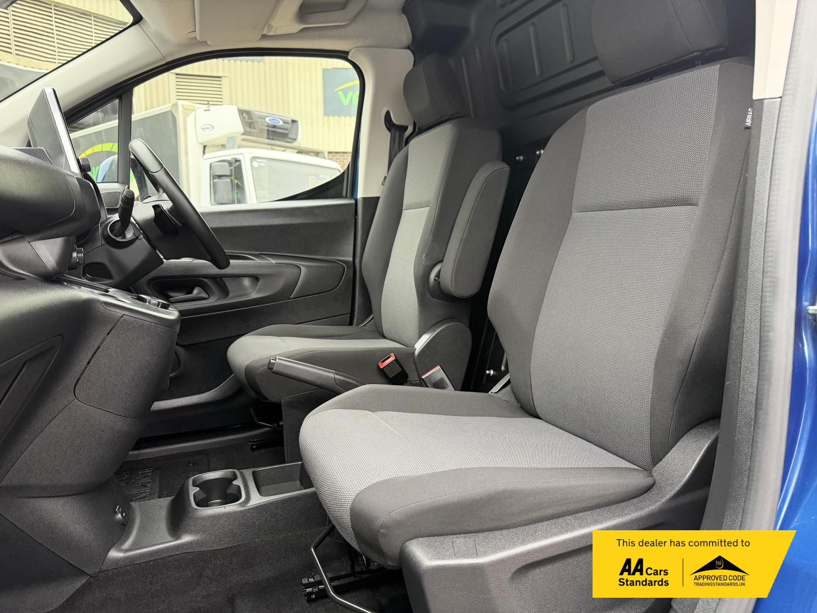 Vauxhall Combo 1.5 Turbo D 2000 Sportive Panel Van 4dr Diesel Auto L1 H1 Euro 6 (s/s) (130 ps)