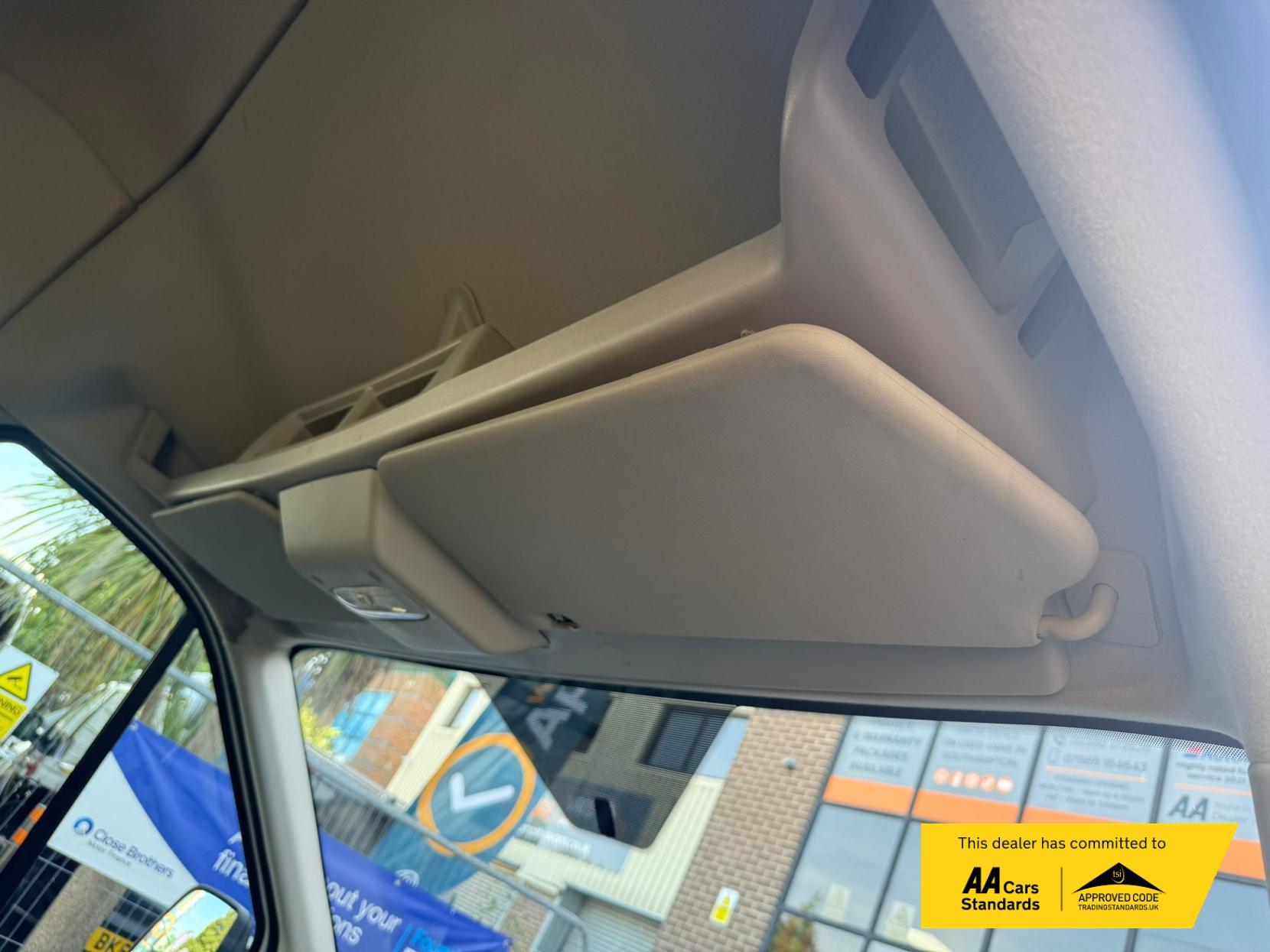 Ford Transit 2.0 350 EcoBlue Leader Crew Van Double Cab 6dr Diesel Manual RWD L3 H3 Euro 6 (s/s) (130 ps)