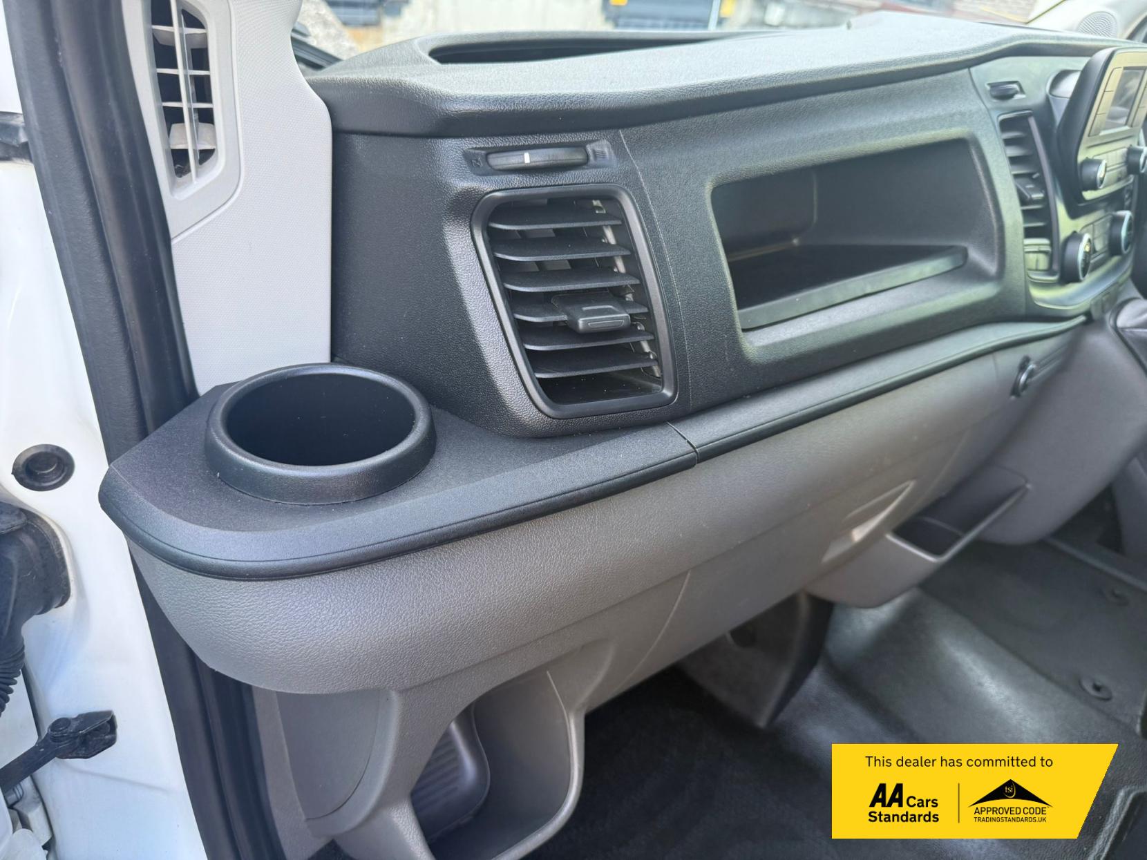 Ford Transit 2.0 350 EcoBlue Leader Crew Van Double Cab 6dr Diesel Manual RWD L3 H3 Euro 6 (s/s) (130 ps)