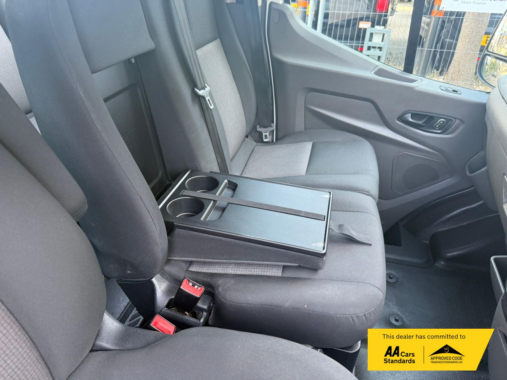 Ford Transit 2.0 350 EcoBlue Leader Crew Van Double Cab 6dr Diesel Manual RWD L3 H3 Euro 6 (s/s) (130 ps)