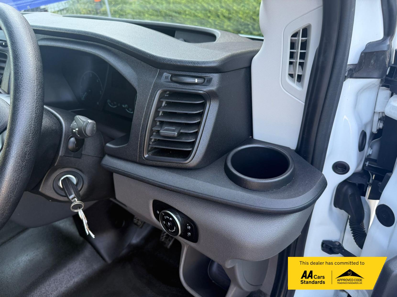 Ford Transit 2.0 350 EcoBlue Leader Crew Van Double Cab 6dr Diesel Manual RWD L3 H3 Euro 6 (s/s) (130 ps)