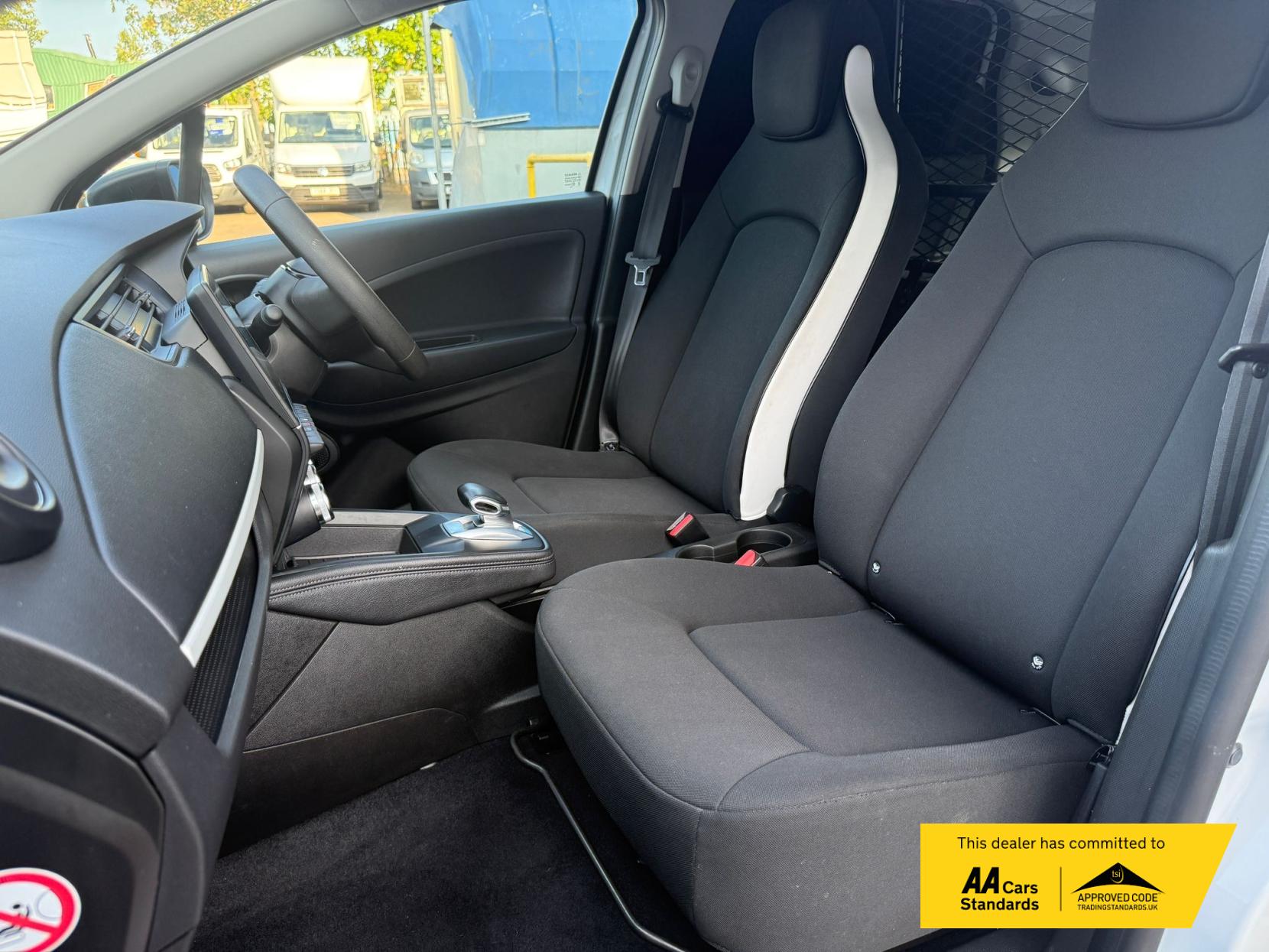 Renault Zoe R110 EV50 52kWh Business Car Derived Van 5dr Electric Auto (Rapid Charge) (107 bhp)