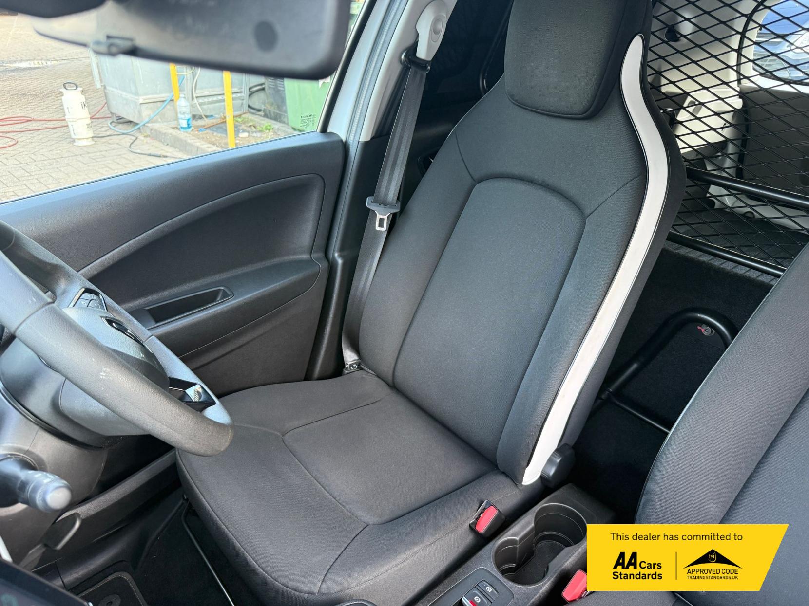 Renault Zoe R110 EV50 52kWh Business Car Derived Van 5dr Electric Auto (Rapid Charge) (107 bhp)