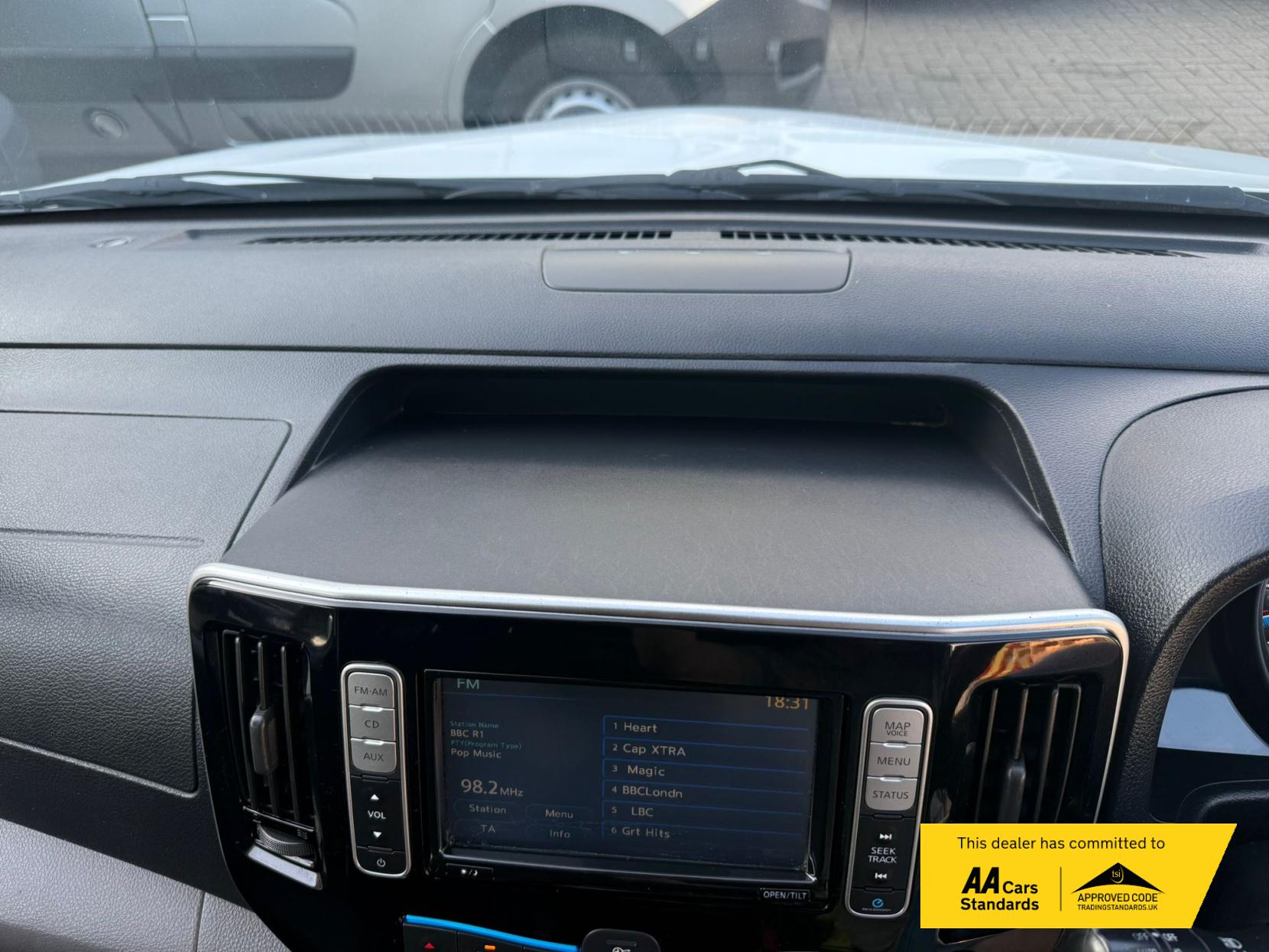 Nissan e-NV200 Tekna Panel Van 5dr Electric Auto SWB (Rapid Plus) (109 ps)