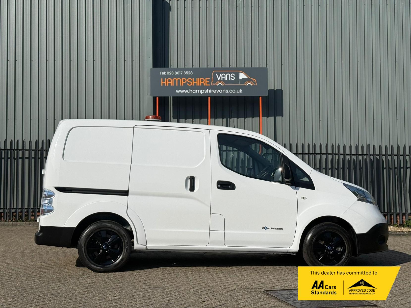 Nissan e-NV200 Tekna Panel Van 5dr Electric Auto SWB (Rapid Plus) (109 ps)