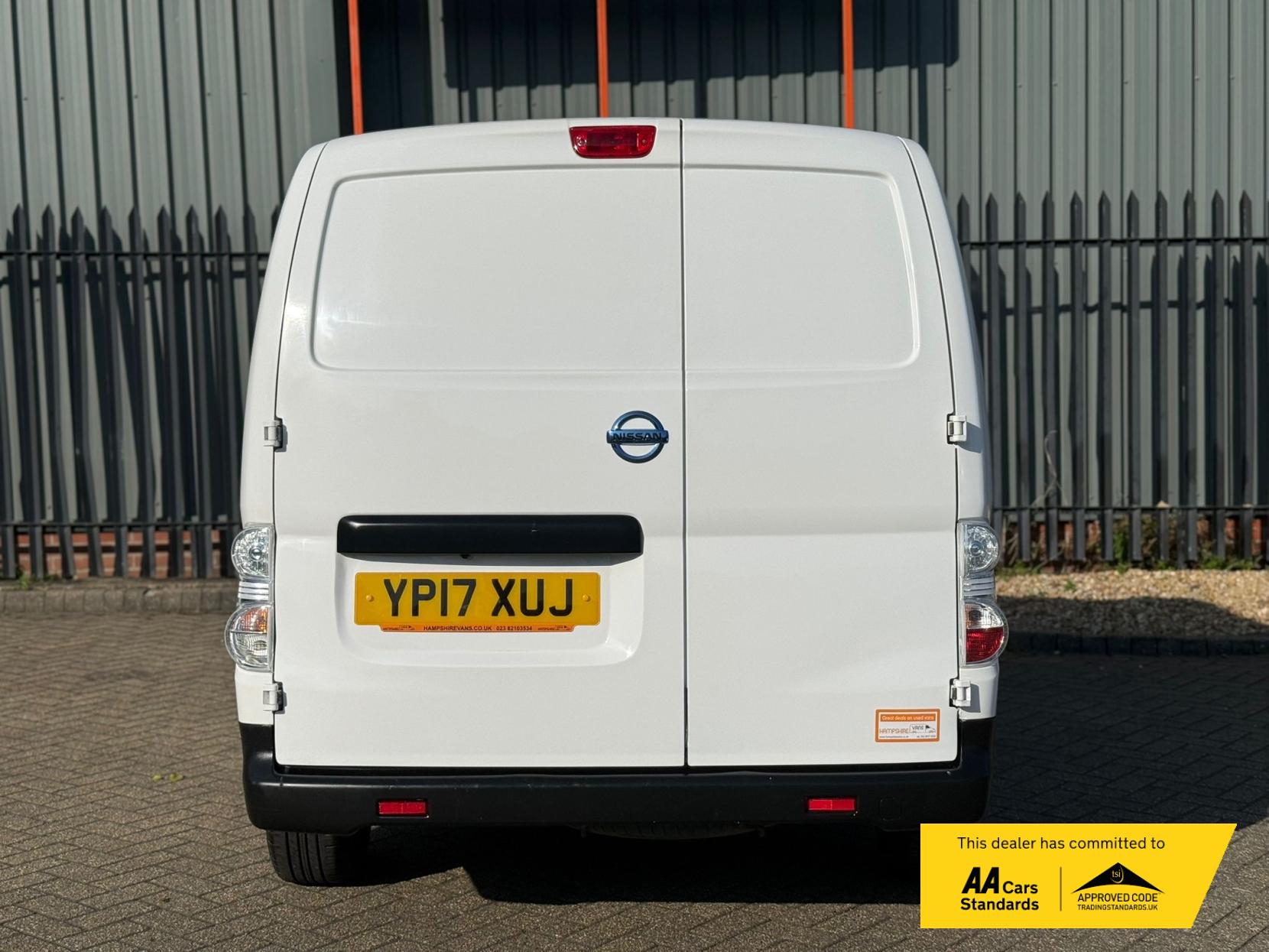 Nissan e-NV200 Tekna Panel Van 5dr Electric Auto SWB (Rapid Plus) (109 ps)