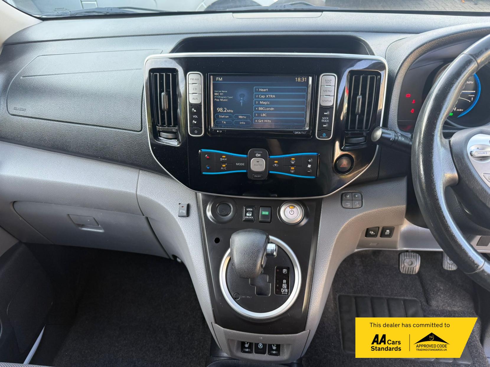 Nissan e-NV200 Tekna Panel Van 5dr Electric Auto SWB (Rapid Plus) (109 ps)