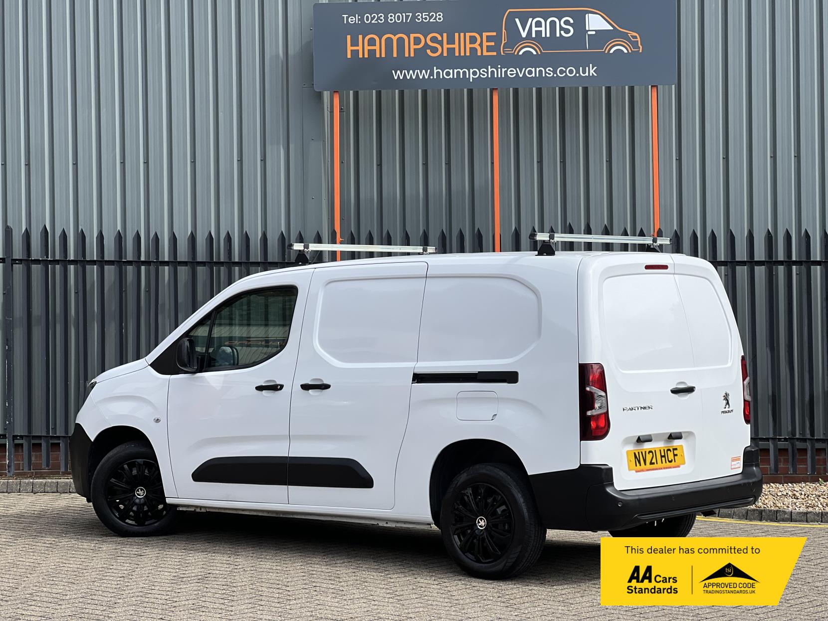 Peugeot Partner 1.5 BlueHDi 950 Professional Long Panel Van 6dr Diesel Manual LWB Euro 6 (100 bhp)