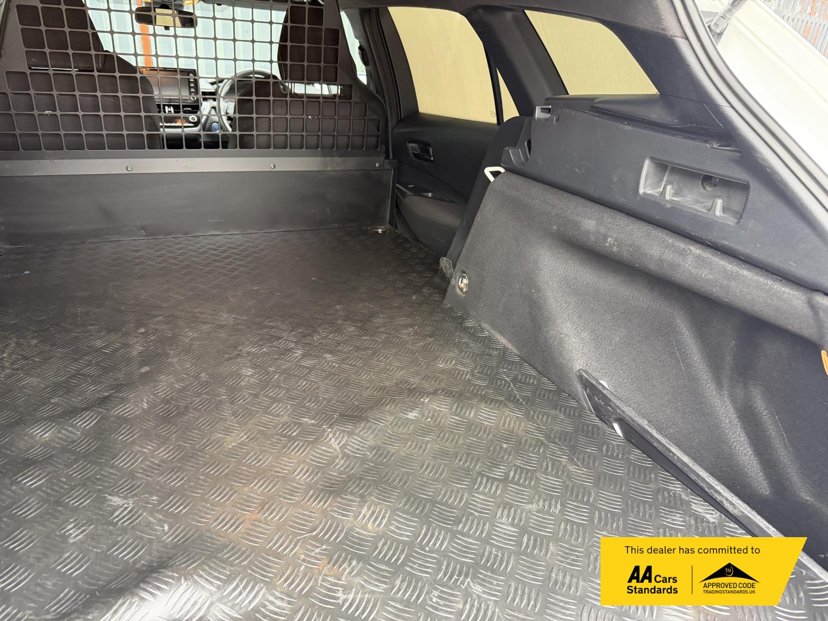 Toyota Corolla 1.8 VVT-h Car Derived Van 5dr Petrol Hybrid CVT Euro 6 (s/s) (122 ps)