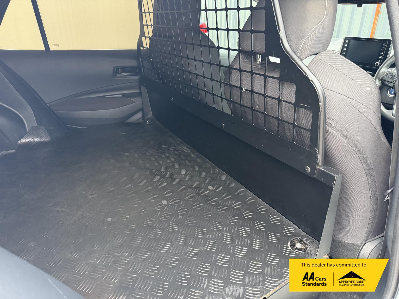 Toyota Corolla 1.8 VVT-h Car Derived Van 5dr Petrol Hybrid CVT Euro 6 (s/s) (122 ps)