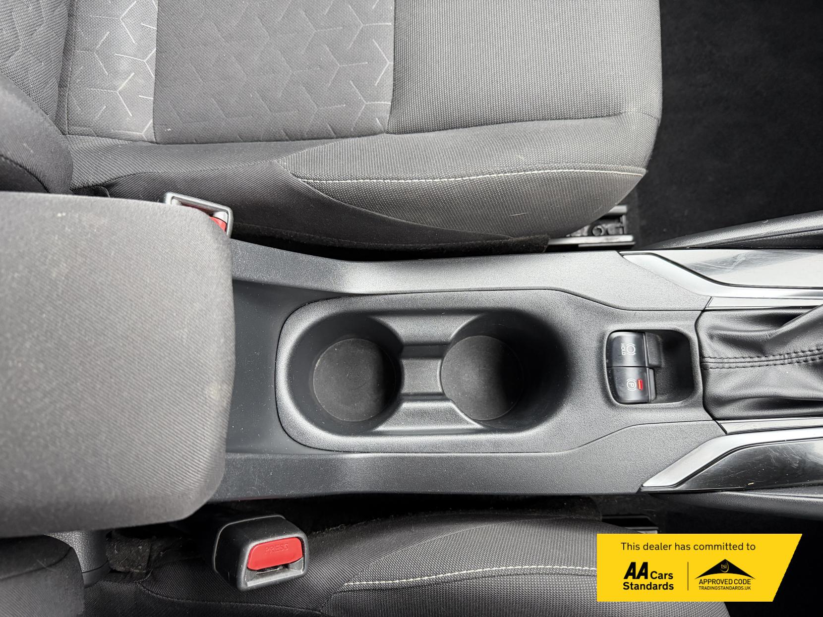 Toyota Corolla 1.8 VVT-h Car Derived Van 5dr Petrol Hybrid CVT Euro 6 (s/s) (122 ps)