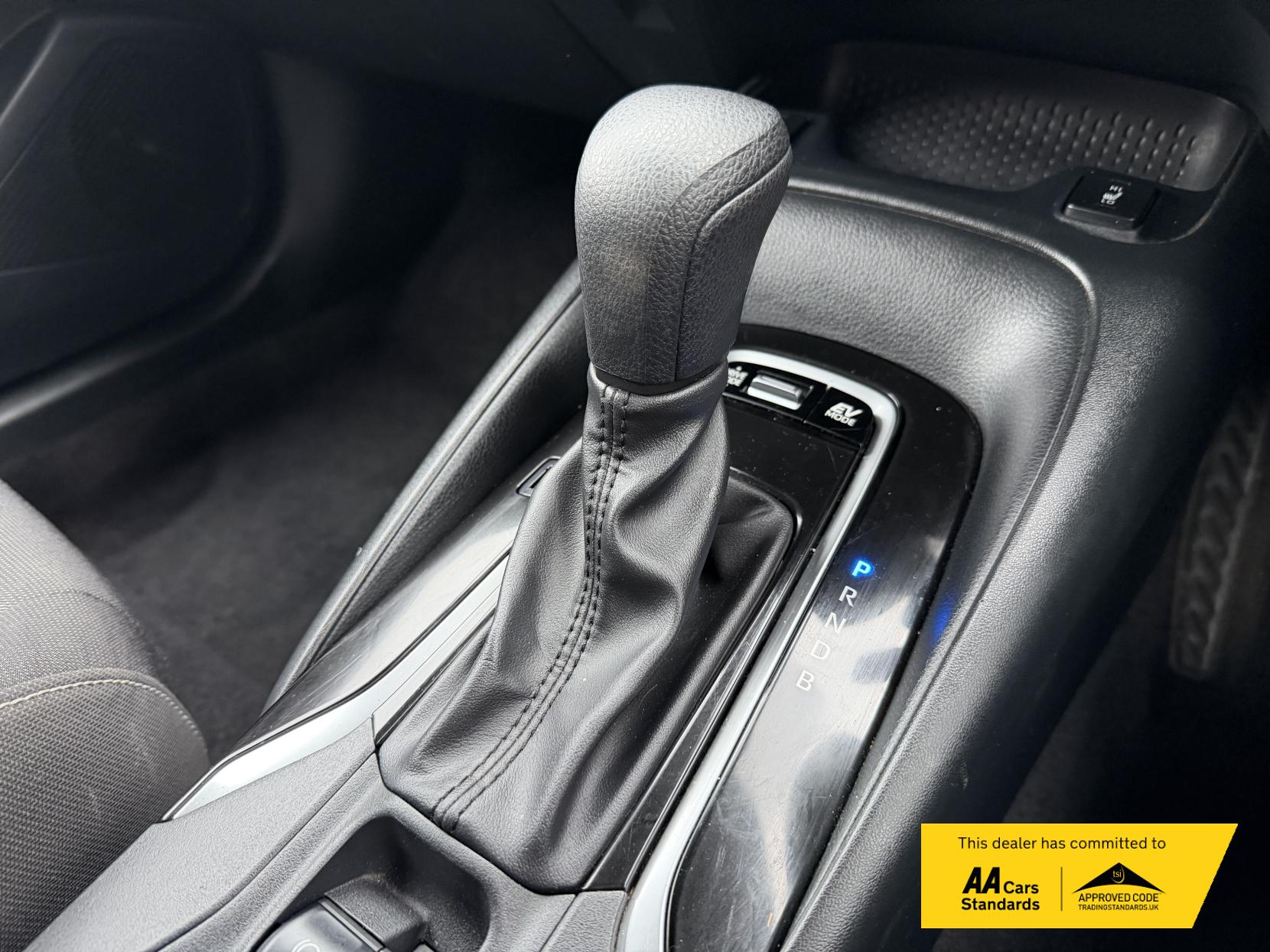 Toyota Corolla 1.8 VVT-h Car Derived Van 5dr Petrol Hybrid CVT Euro 6 (s/s) (122 ps)