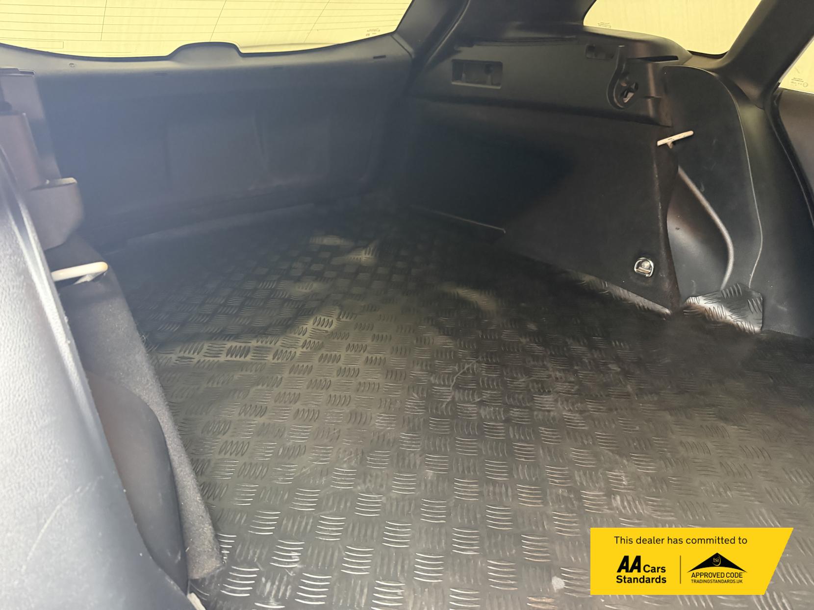 Toyota Corolla 1.8 VVT-h Car Derived Van 5dr Petrol Hybrid CVT Euro 6 (s/s) (122 ps)