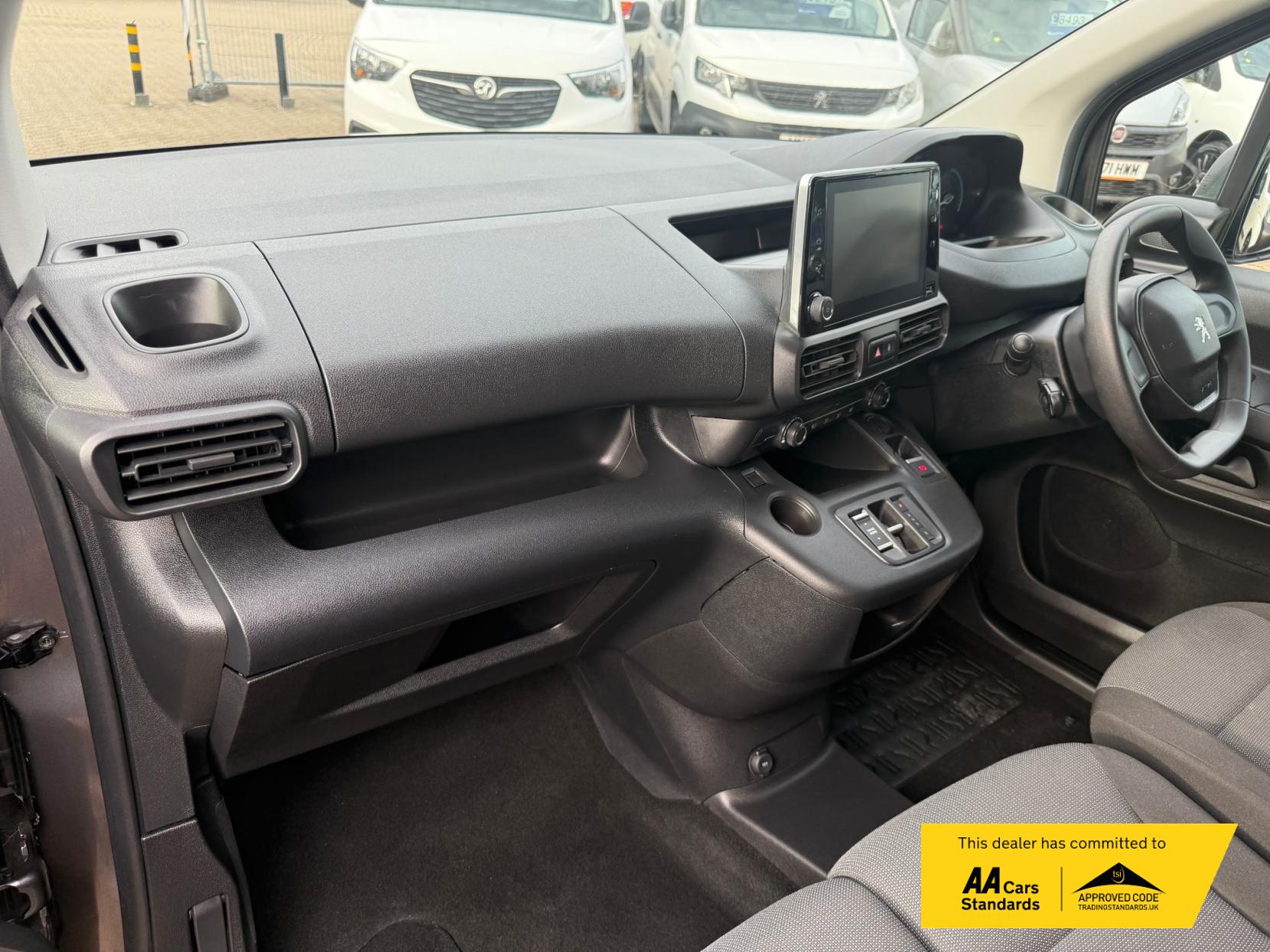Peugeot e-Partner 800 50kWh Professional Premium + Standard Panel Van 5dr Electric Auto SWB (7.4kW Charger) (136 ps)
