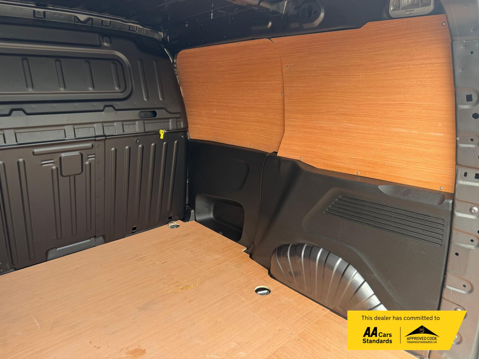 Peugeot e-Partner 800 50kWh Professional Premium + Standard Panel Van 5dr Electric Auto SWB (7.4kW Charger) (136 ps)