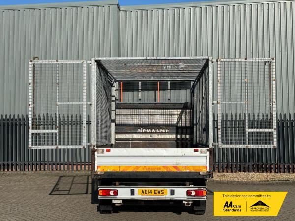 Peugeot Boxer 2.2 HDi 335 Chassis Cab 2dr Diesel Manual FWD L3 (240 g/km, 130 bhp)