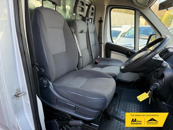 Peugeot Boxer 2.2 HDi 335 Chassis Cab 2dr Diesel Manual FWD L3 (240 g/km, 130 bhp)