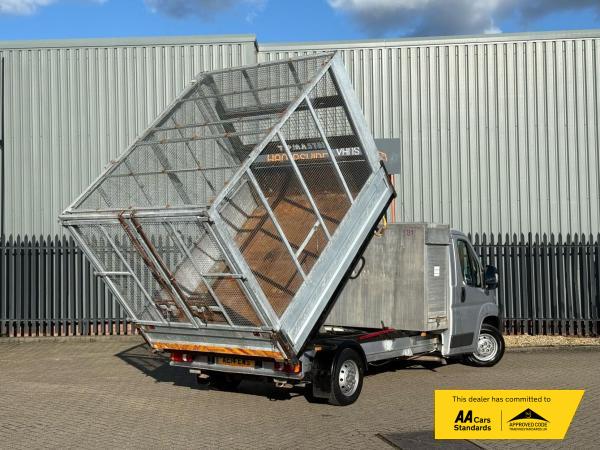 Peugeot Boxer 2.2 HDi 335 Chassis Cab 2dr Diesel Manual FWD L3 (240 g/km, 130 bhp)