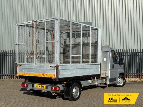 Peugeot Boxer 2.2 HDi 335 Chassis Cab 2dr Diesel Manual FWD L3 (240 g/km, 130 bhp)